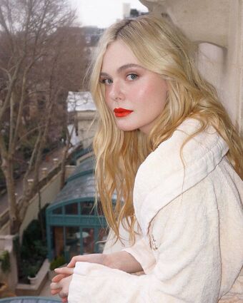 Elle-fanning / ellefanning Nude Leaks OnlyFans  – Leaked Models