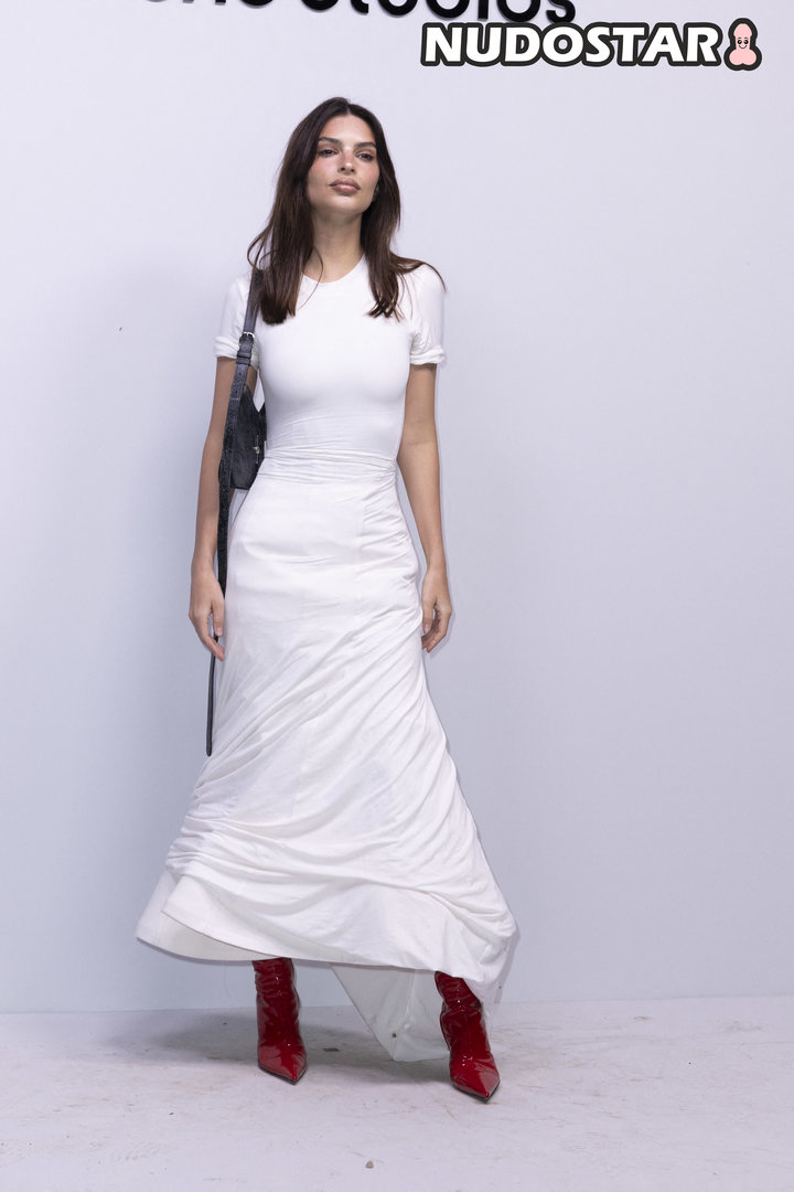 Emily Ratajkowski Instagram Leaks (52 Photos) – NudoStar