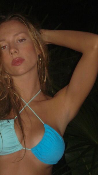 Ester Expósito Nude Leaks OnlyFans Photo 76