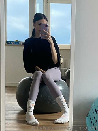 eva_innocent Nude Leaks OnlyFans Photo 76