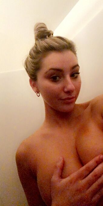 Hannah Cook Nude Leaks OnlyFans Photo 33