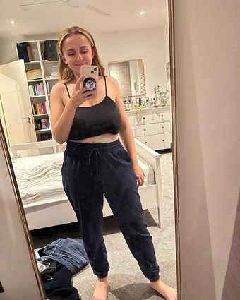 Hannah Witton Nude Leaks OnlyFans Photo 2