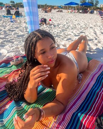 Heaven Collins Nude Leaks OnlyFans Photo 25