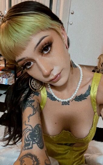 helluhvegan Nude Leaks OnlyFans  – Leaked Models