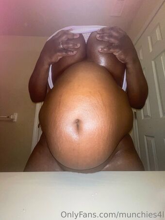 izzyeats Nude Leaks OnlyFans Photo 17