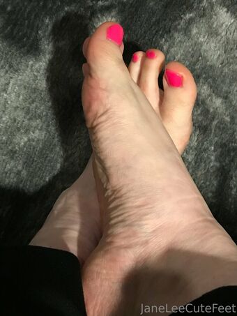 janeleecutefeet Nude Leaks OnlyFans Photo 1