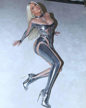 Jelena Karleusa / karleusa / karleusastar Nude Leaks OnlyFans – Leaked Models