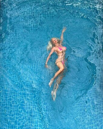 Jelena Karleusa Nude Leaks OnlyFans Photo 28