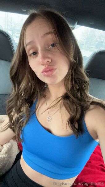 lex_that_one_dramatic_girl / yogirllexi03 Nude Leaks OnlyFans  – Leaked Models