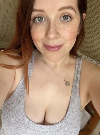 littlekatiebeth Nude Leaks OnlyFans Photo 16