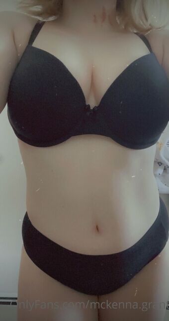 Mckenna Grant Nude Leaks OnlyFans Photo 16