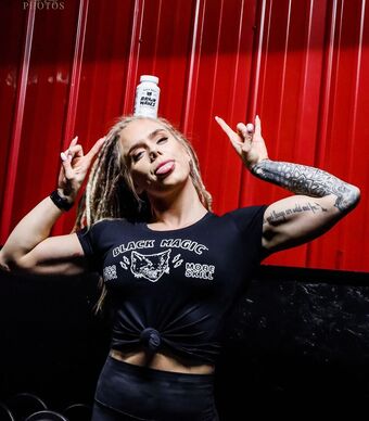 melwiththedreads Nude Leaks OnlyFans Photo 12