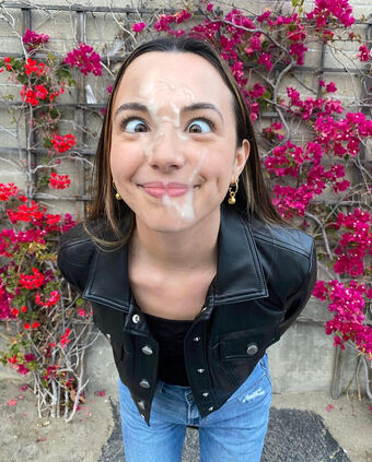 Merrell Twins / MerrellTwins Nude Leaks OnlyFans  – Leaked Models