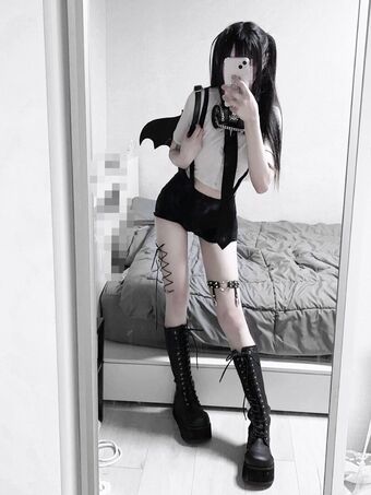 Nyo_Nyenya 녜뇨 Nude Leaks OnlyFans Photo 13