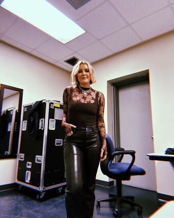 Renee Paquette Nude Leaks OnlyFans Photo 44