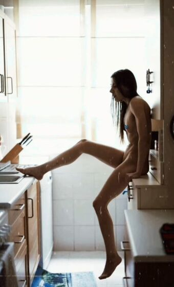 Selin Celikdelen Nude Leaks OnlyFans Photo 12