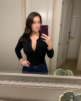 Sexy Wife Nude Leaks OnlyFans Photo 32