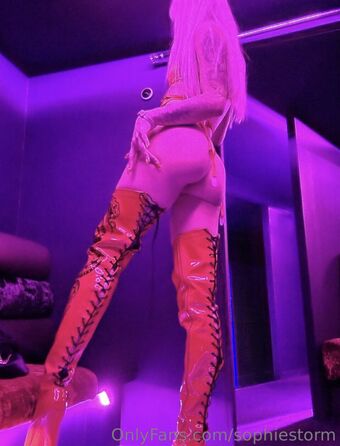 Sophie Storm Nude Leaks OnlyFans Photo 4