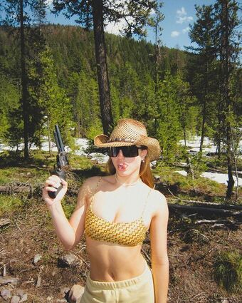 Sylvia-snyders / sylviasnyders Nude Leaks OnlyFans  – Leaked Models