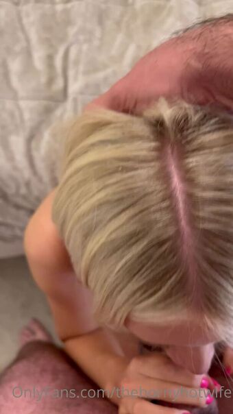 TheHornyHotwife Nude Leaks OnlyFans Photo 13