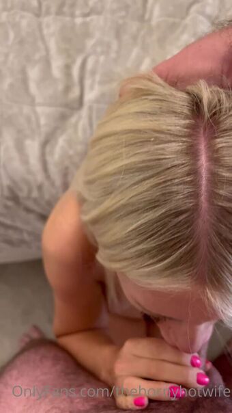 TheHornyHotwife Nude Leaks OnlyFans Photo 14