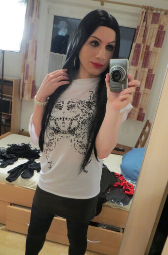 Yoni's Place Nude Leaks OnlyFans Photo 4