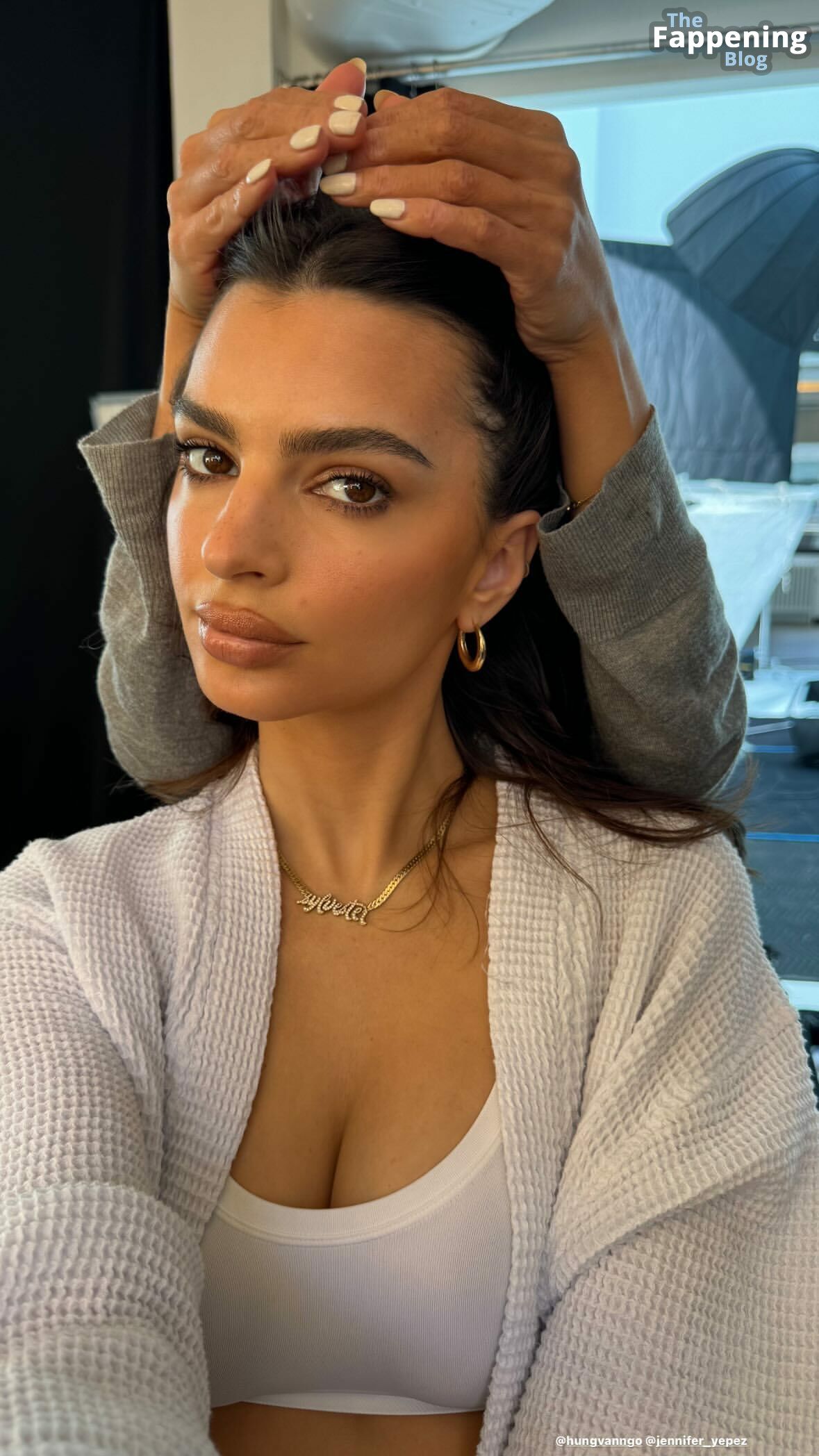 Emily Ratajkowski Hot (12 Photos)