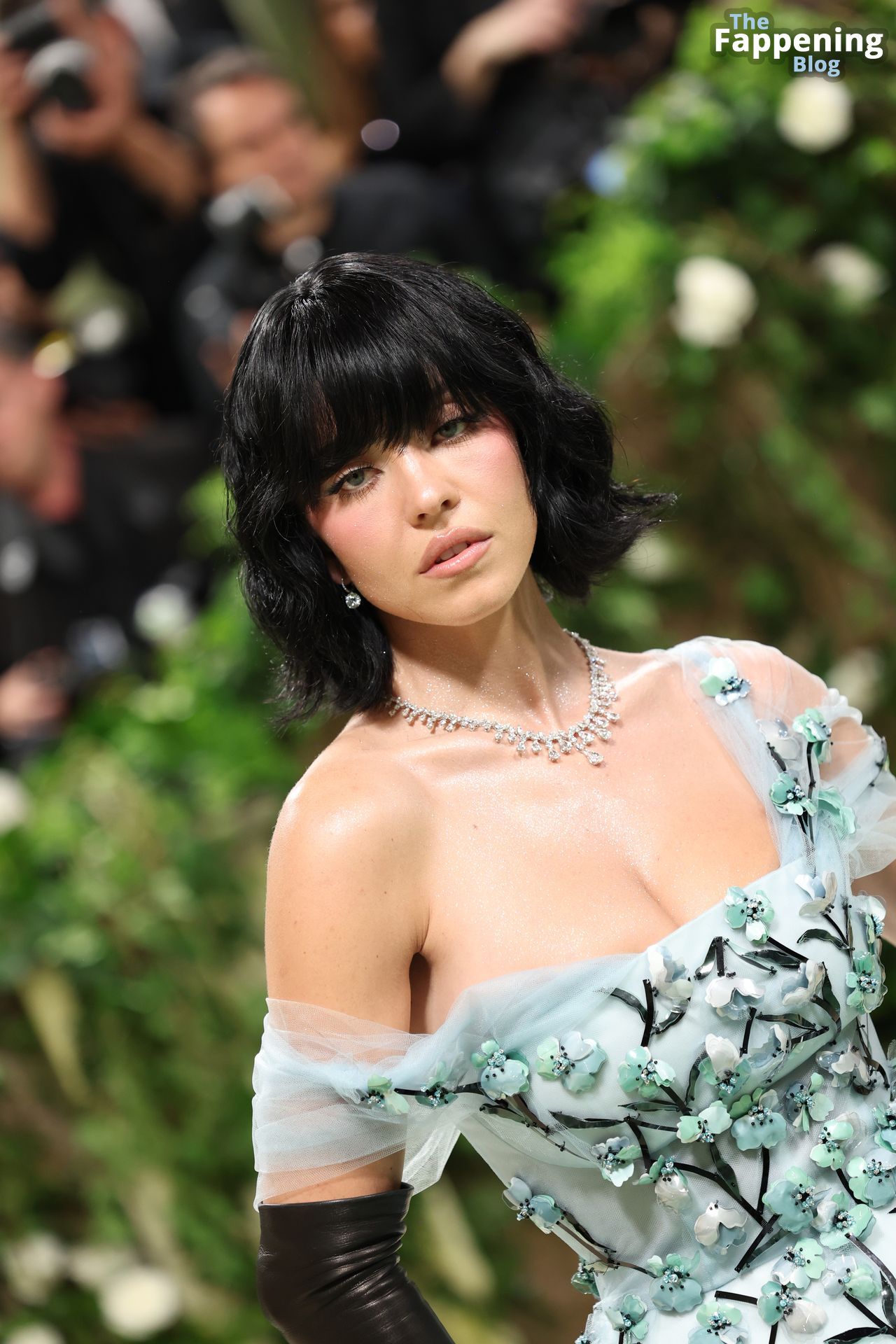 Sydney Sweeney Stuns at the Met Gala in NYC (157 Photos)