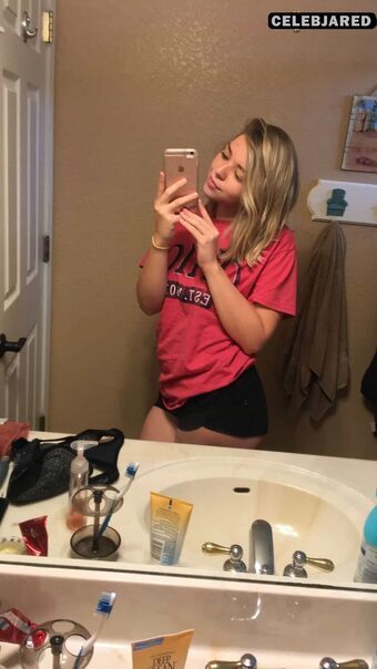 Adrianna Gavazzi Nude Leaks OnlyFans Photo 29