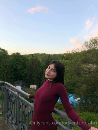 Adventure-ahri Nude Leaks OnlyFans Photo 13