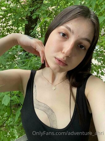 Adventure-ahri Nude Leaks OnlyFans Photo 17