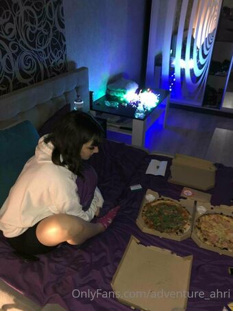 Adventure-ahri Nude Leaks OnlyFans Photo 12