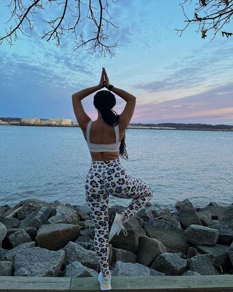 Amanda Carvalinda Nude Leaks OnlyFans  – Leaked Models