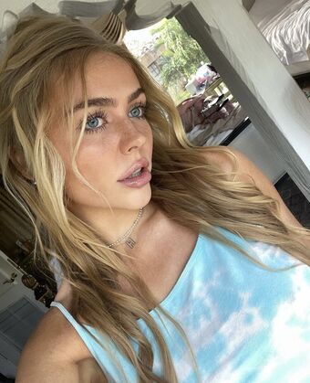 Annika Boron Nude Leaks OnlyFans Photo 12