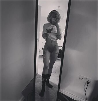 axalrnaed Nude Leaks OnlyFans Photo 18