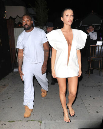 Bianca Censori Nude Leaks OnlyFans Photo 232