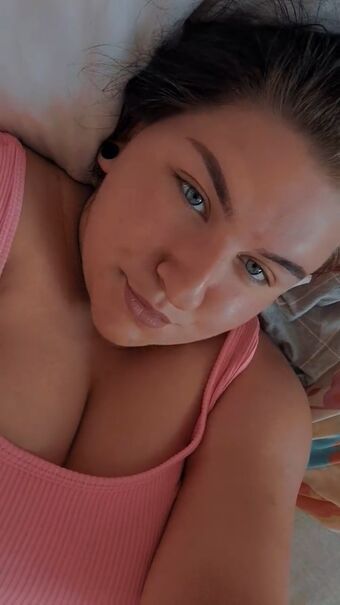 bigfbunny / buffbunny_collection / migreenaxxx Nude Leaks OnlyFans – Leaked Models