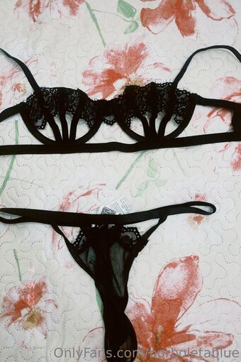 borboletablue Nude Leaks OnlyFans Photo 12