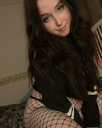 brattyrin Nude Leaks OnlyFans Photo 17