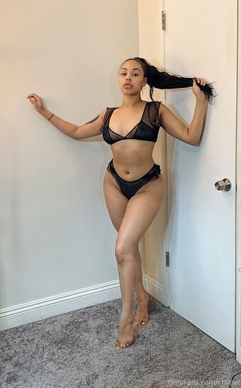 Brianamonique Nude Leaks OnlyFans Photo 30