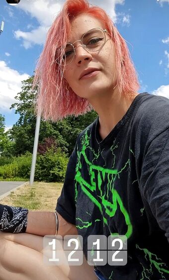 Caroline Haas Nude Leaks OnlyFans Photo 12