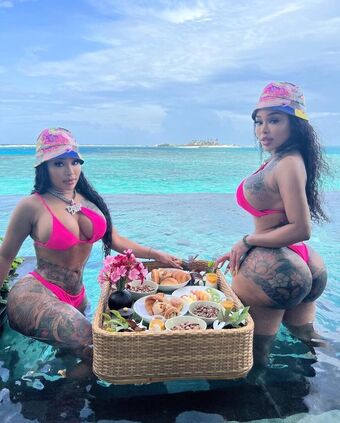 Double Dose Twins / doubledose_twins / doubledosetwinsxxx Nude Leaks OnlyFans – Leaked Models