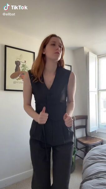 Ellbat Nude Leaks OnlyFans Photo 13