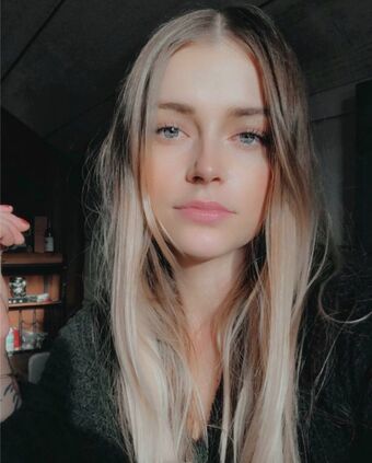 Emily May Nude Leaks OnlyFans Photo 3