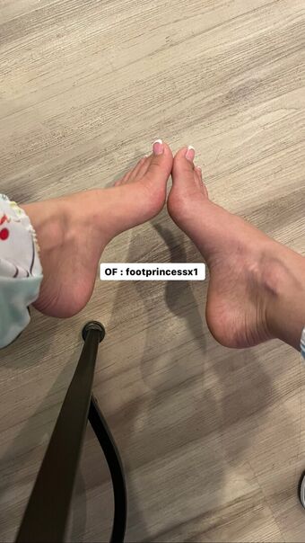 footprincessx1 / therealraneesa / therealraneesax Nude Leaks OnlyFans  – Leaked Models