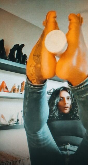 Footy79 / aysinsalihoglu Nude Leaks OnlyFans – Leaked Models