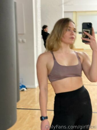 girlflexi Nude Leaks OnlyFans Photo 38