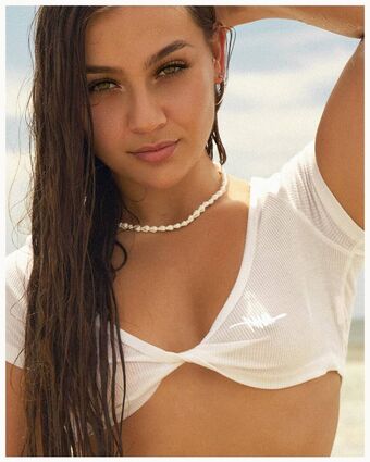 Jesenia Sanchez Nude Leaks OnlyFans Photo 23