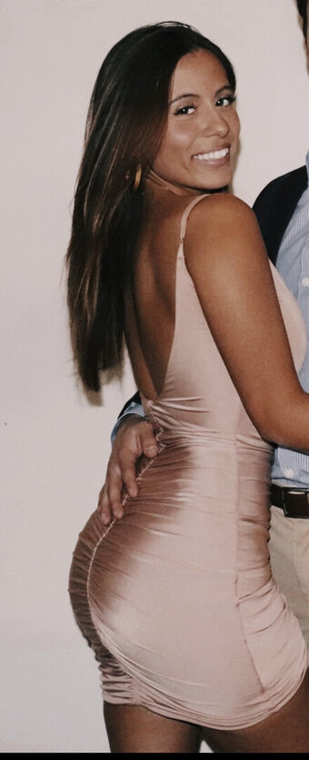 Julia Holtzman Nude Leaks OnlyFans Photo 1