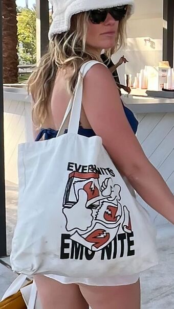 Katrina Bowden / katrinakbowden Nude Leaks OnlyFans  – Leaked Models